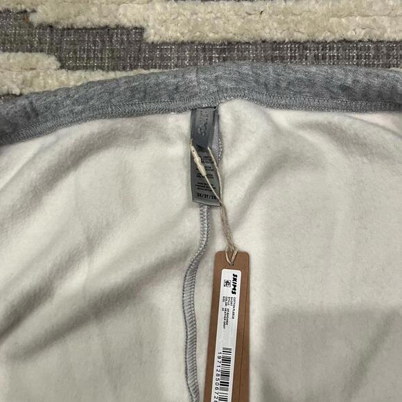 skims cotton fleece shorts ap-sho-0835 color heather gray - Picture 8 of 11